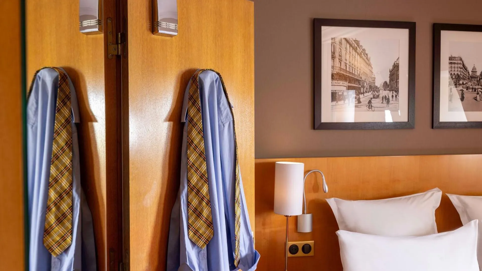Royal Saint Michel 4* Paris